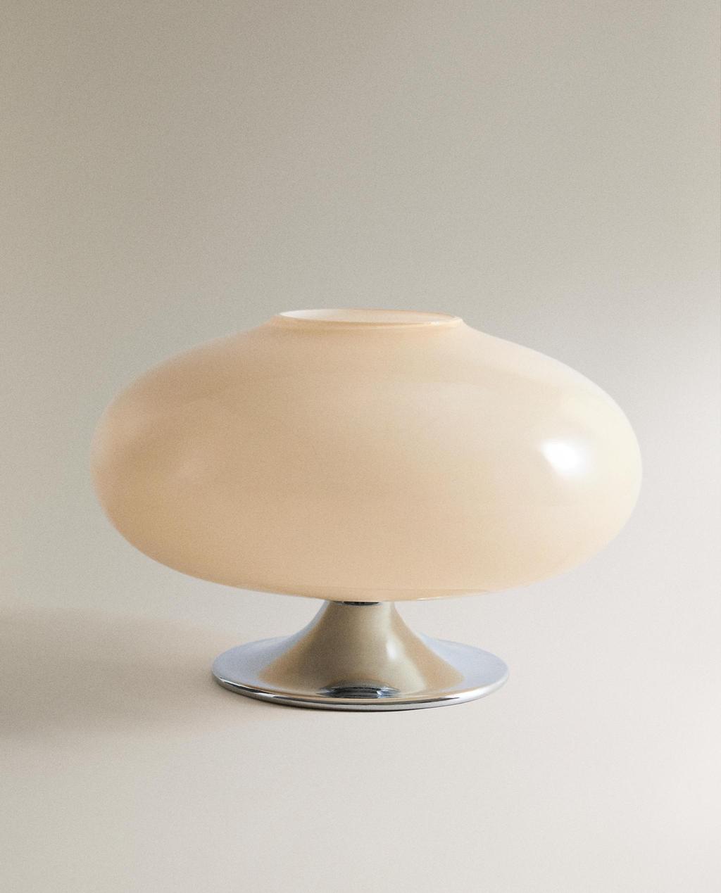 CANDEEIRO DE MESA EM VIDRO E FERRO