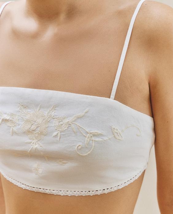 EMBROIDERED TOP