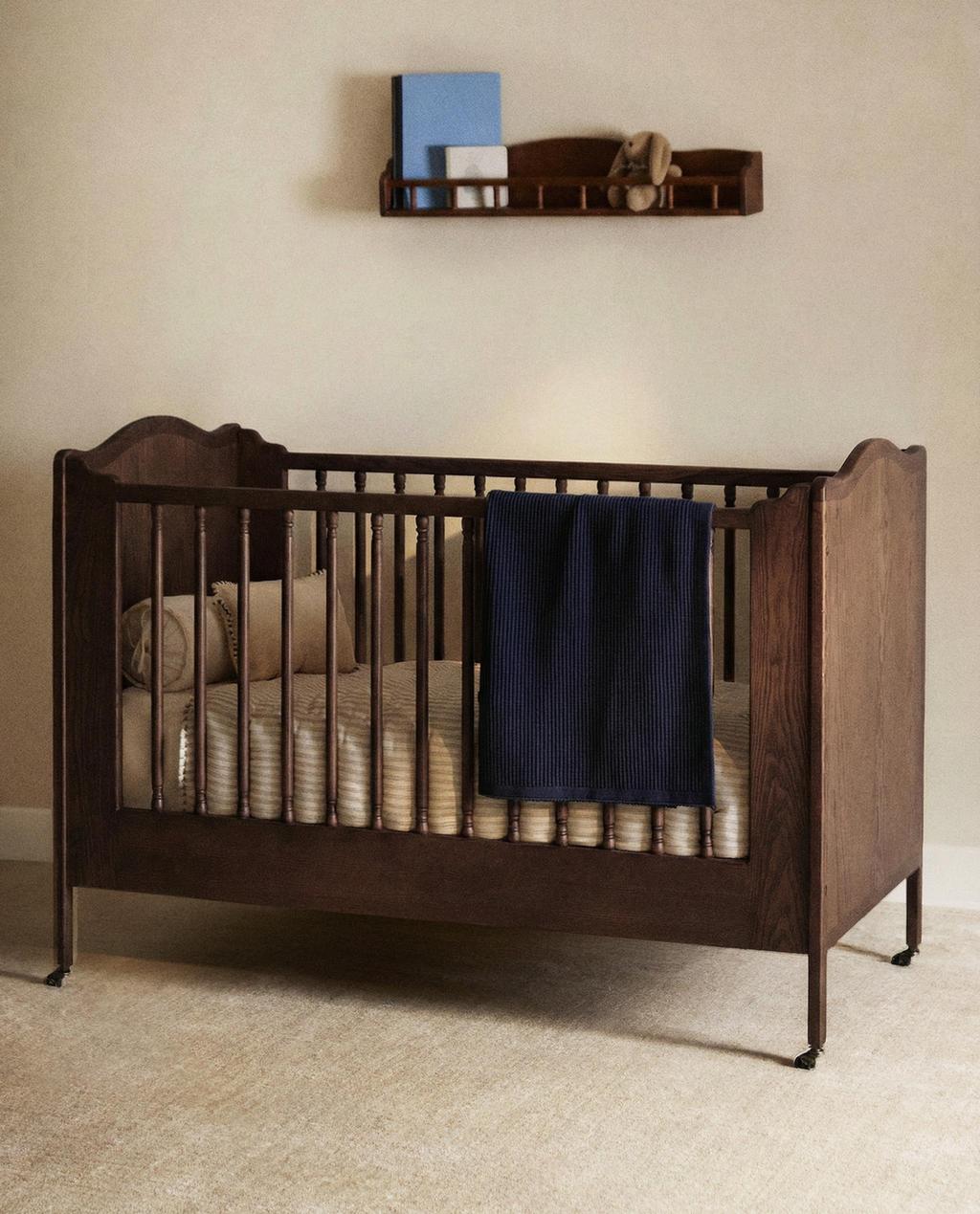 ASH WOOD COT