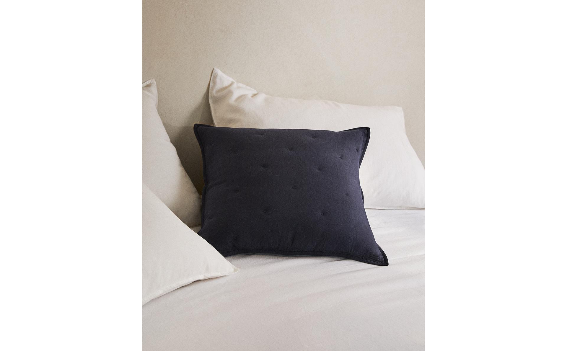 MICROFIBRE CUSHION COVER