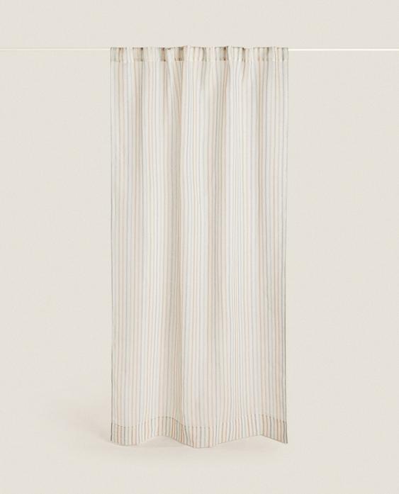 LOW OPACITY MULTICOLOURED STRIPED CURTAIN LOW OPACITY MULTICOLOURED STRIPED CURTAIN