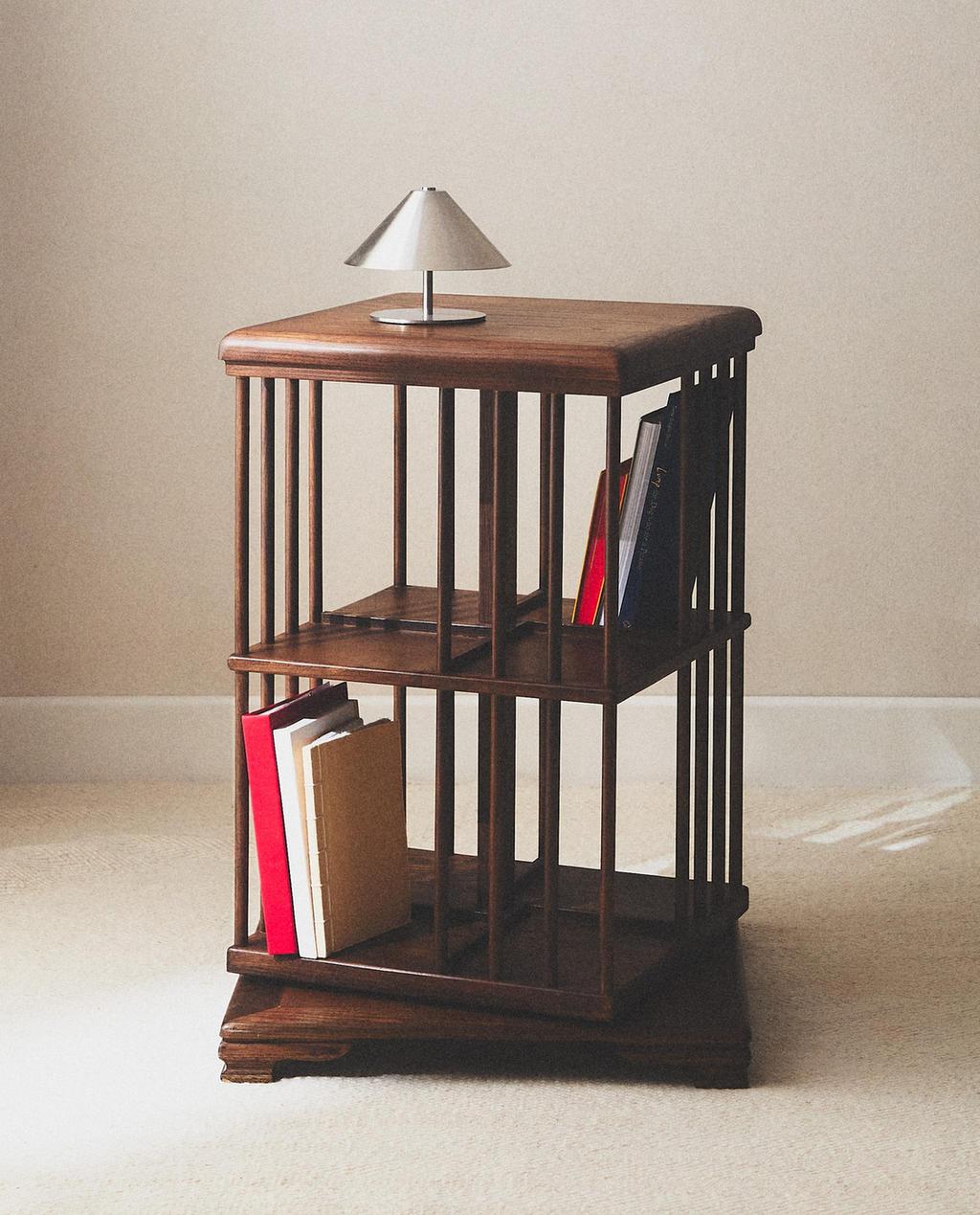 ROTATING BOOKCASE