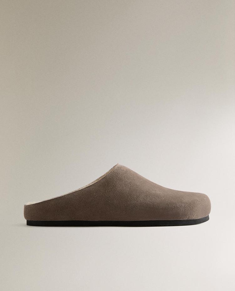 WARM MINIMALIST LEATHER CLOGS