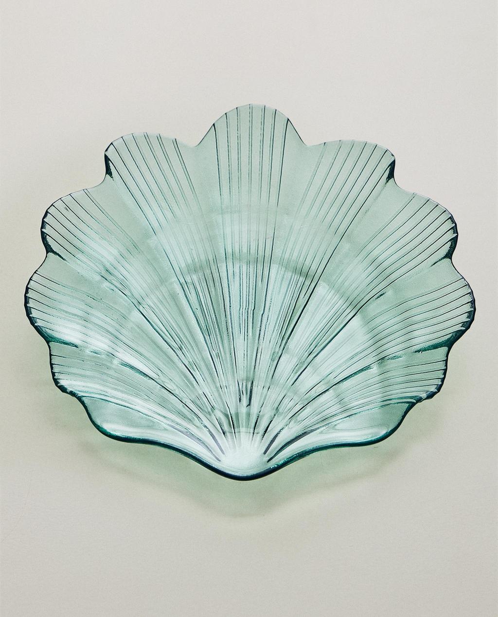 WAVY SHELL GLASS SERVING DISH