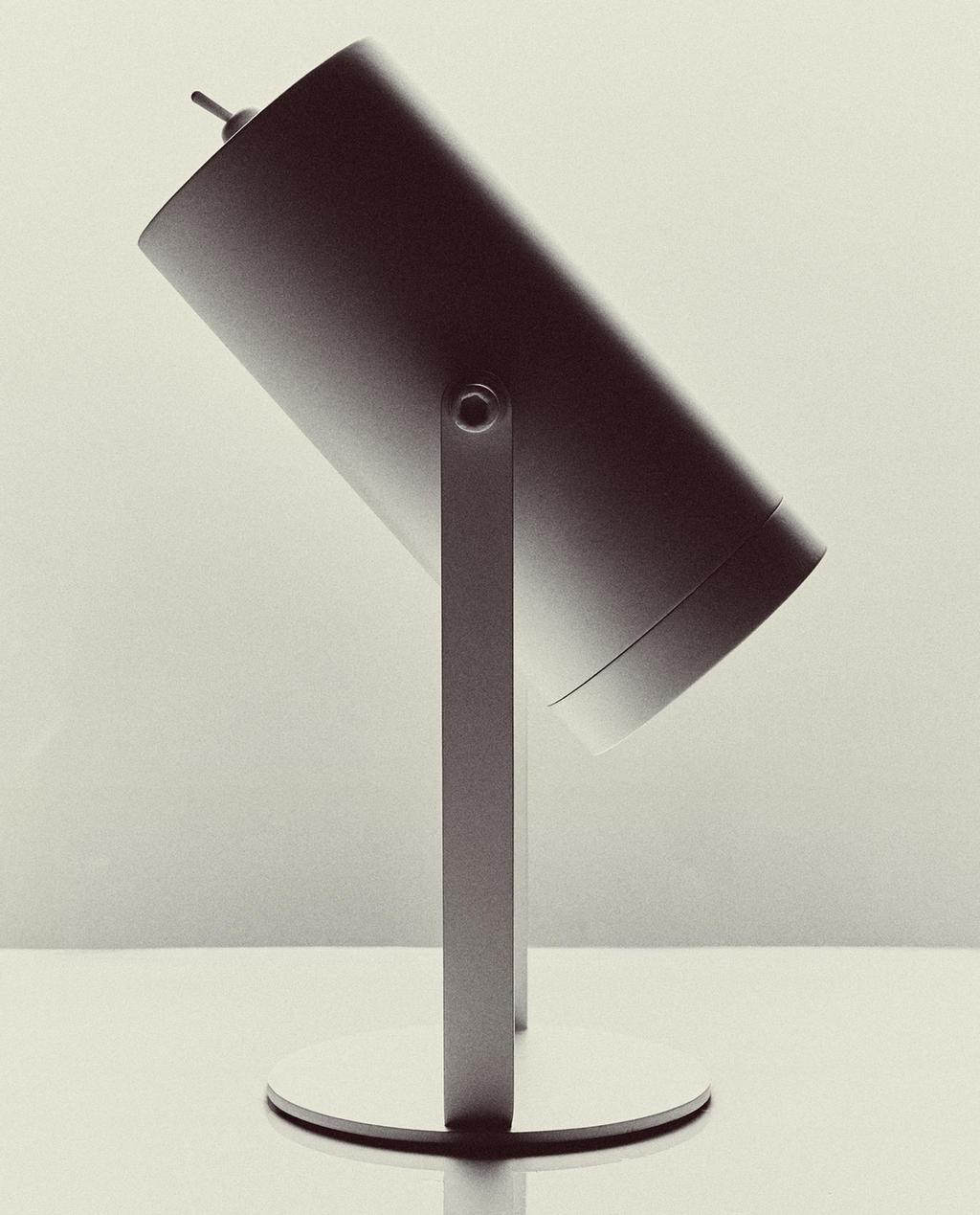 LAMP | USB RECHARGEABLE TABLE SPOTLIGHT