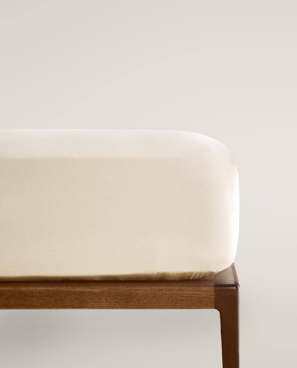 SATEEN FITTED SHEET | 40 CM HIGH (300 THREAD COUNT)