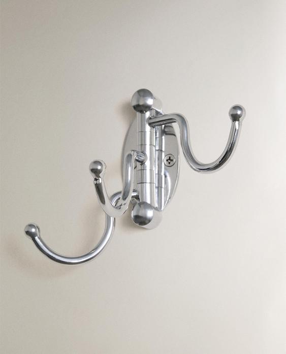 TRIPLE METAL HANGER