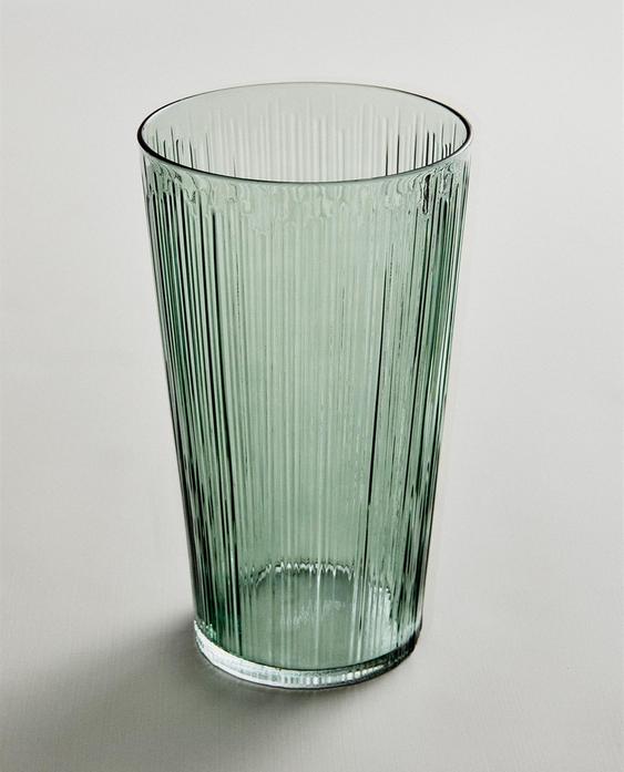 DECORATIVE TALL GLASS VASE