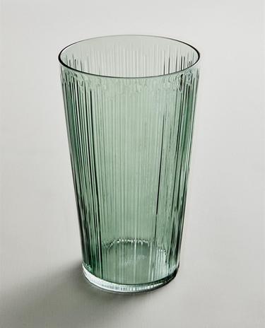 مزهرية زجاجية طويلة للديكور