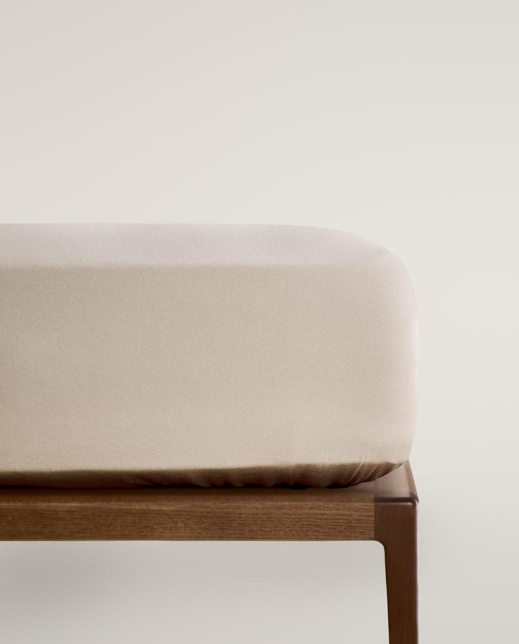 SATEEN FITTED SHEET | 40 CM HIGH (300 THREAD COUNT)