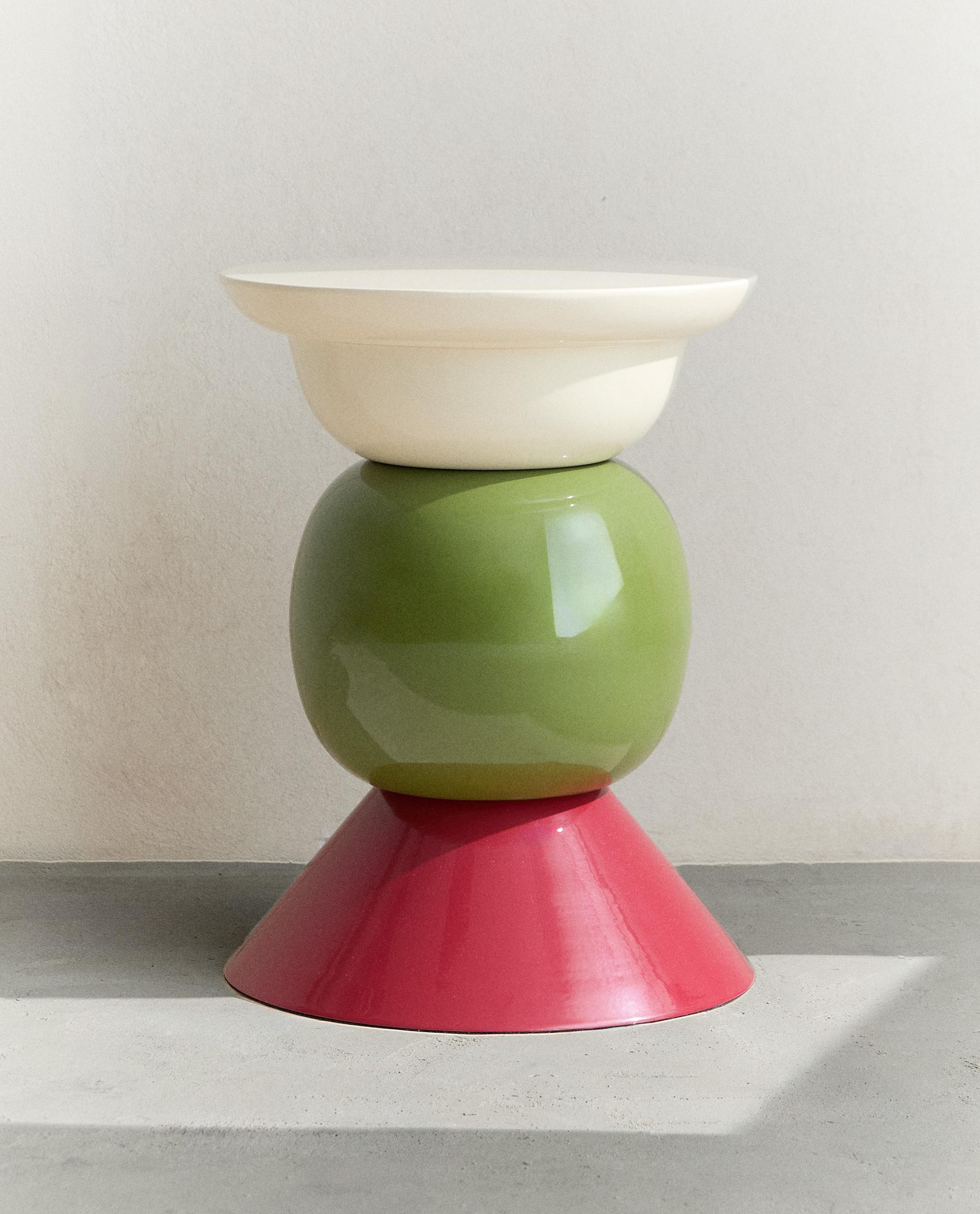 GEOMETRIC SHAPE METAL SIDE TABLE | Zara Home United States of America