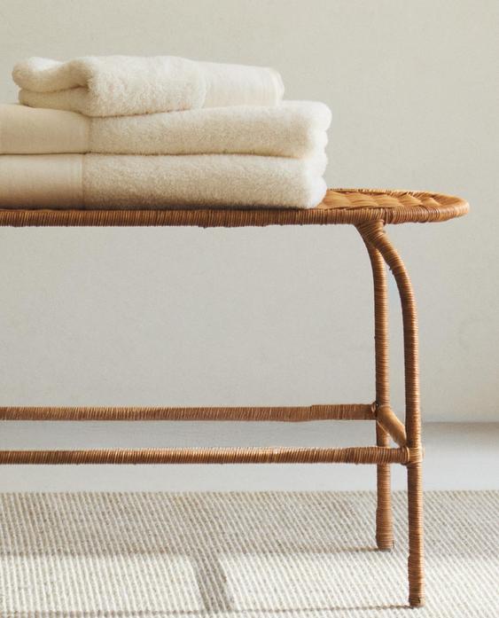 RATTAN-SITZBANK