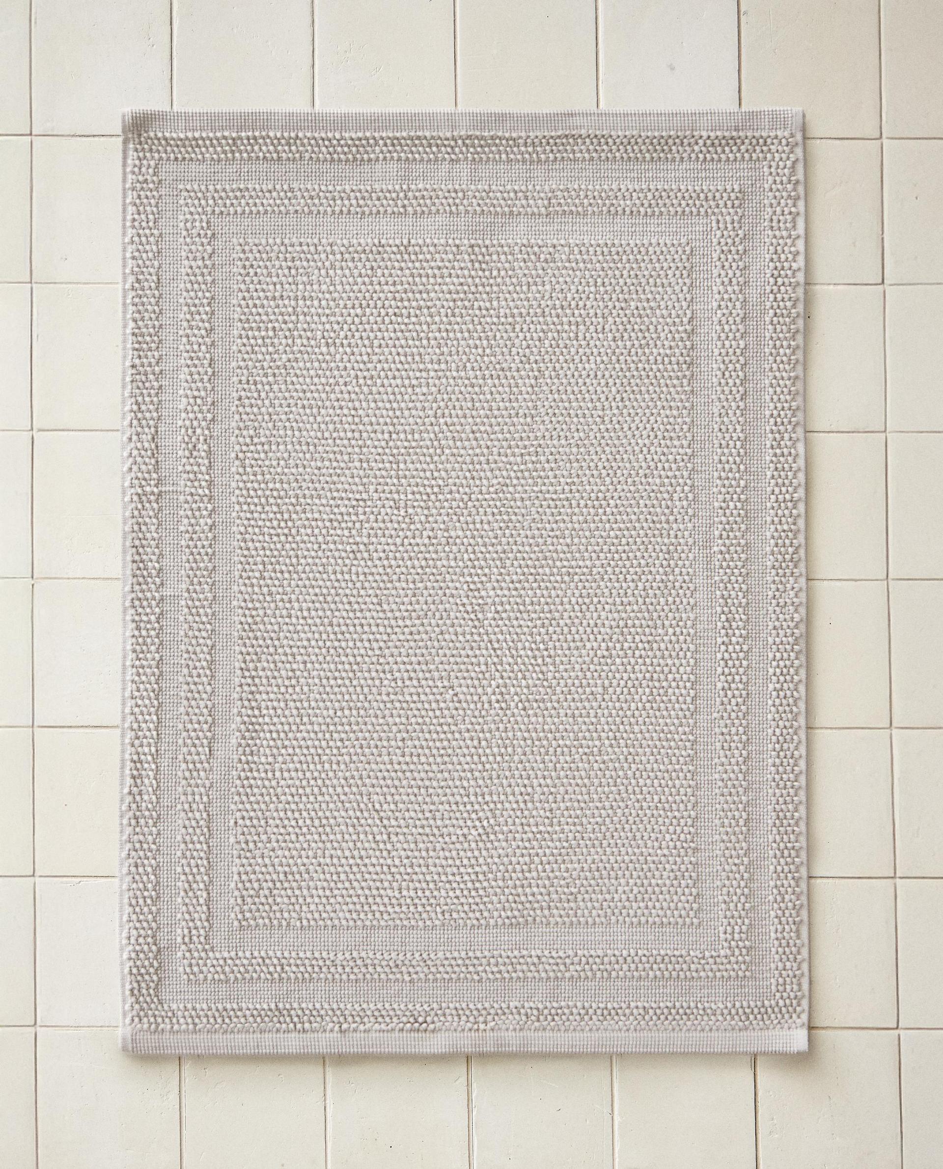 COTTON BATH MAT