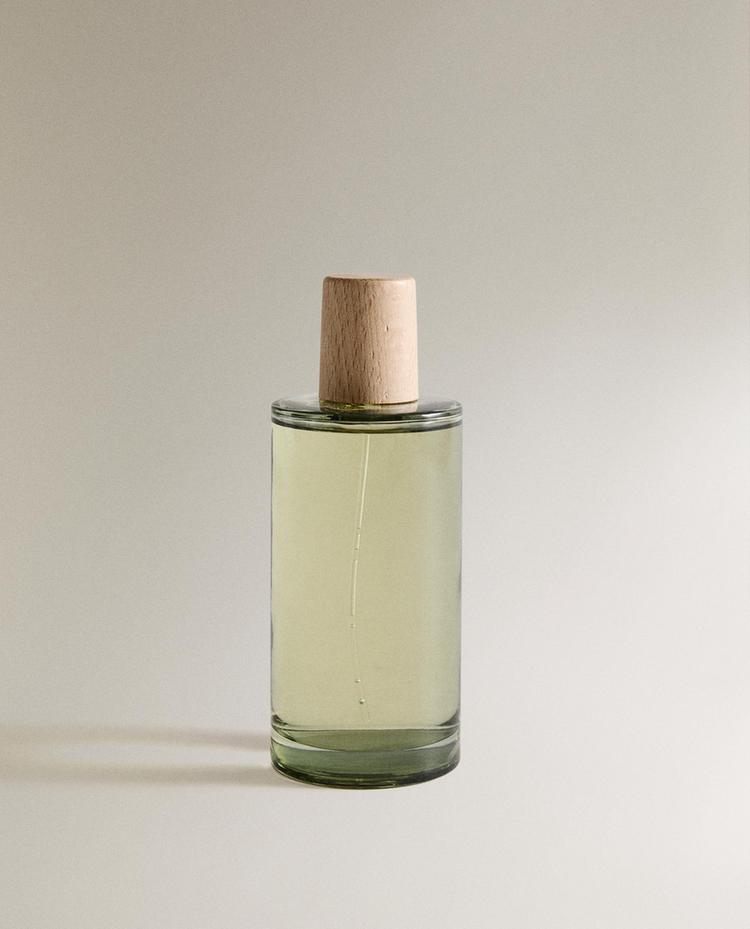 (200 ML) MUSKY PETALS AIR FRESHENER SPRAY