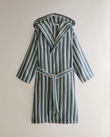 ALBORNOZ JACQUARD GEOMÉTRICO