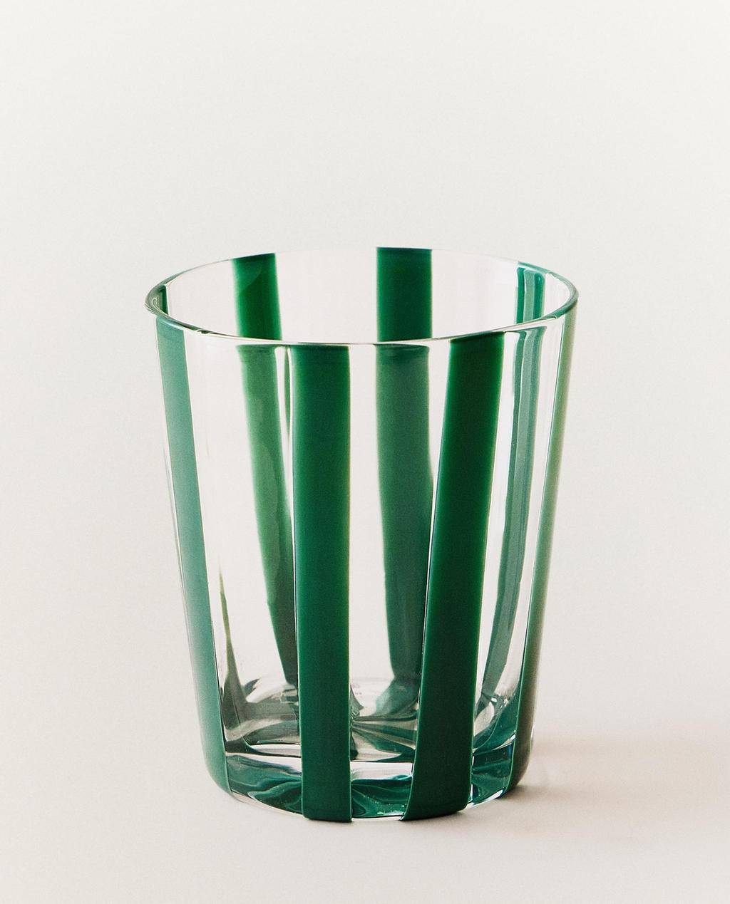 线条设计玻璃杯