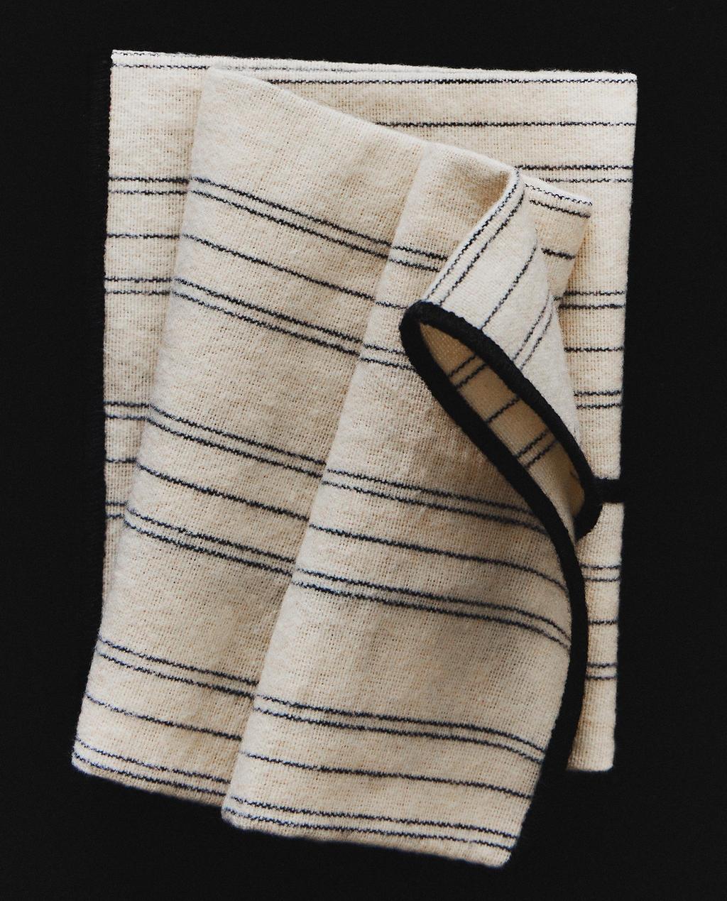 SHOE POLISHING CLOTH
