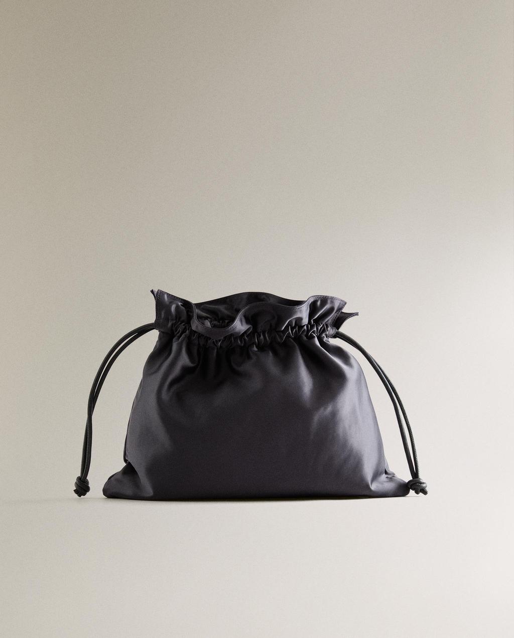 GRANDE TROUSSE EN SATIN
