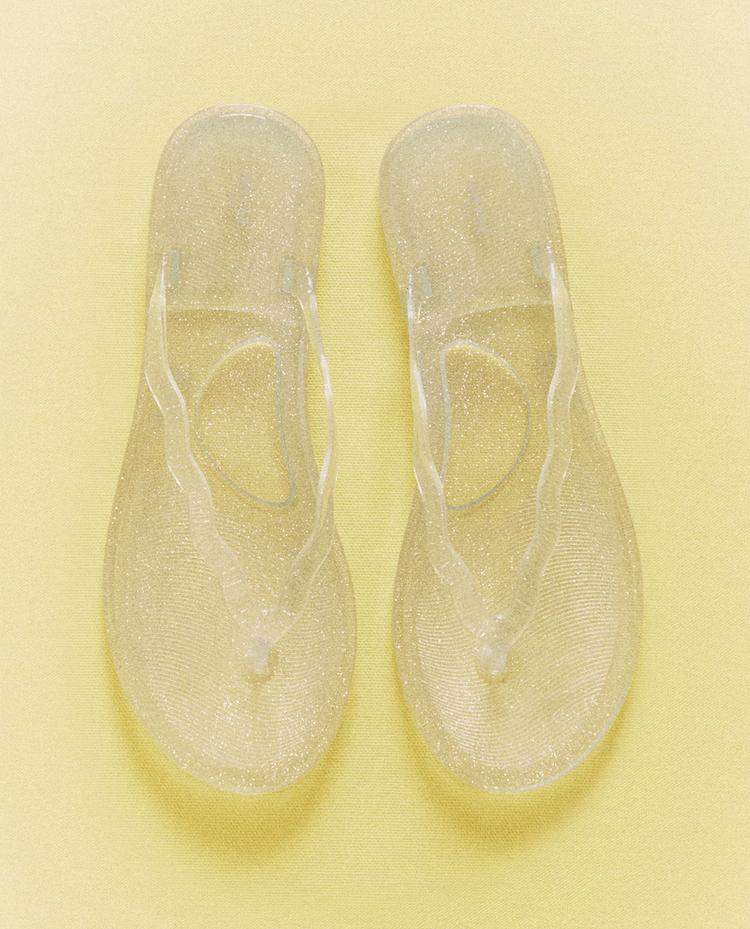 GLITTERY SANDALS