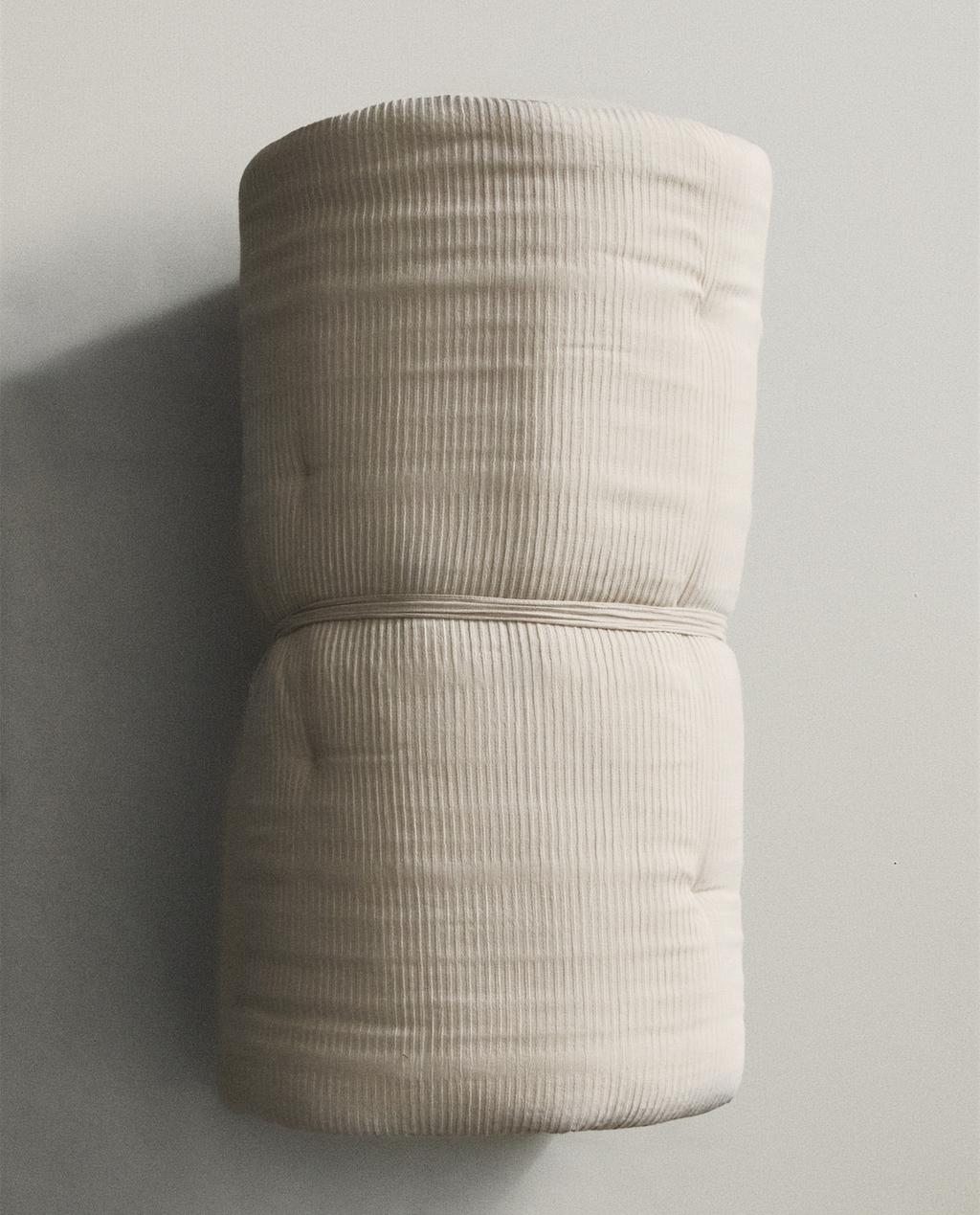 GATHERED COTTON TOPPER