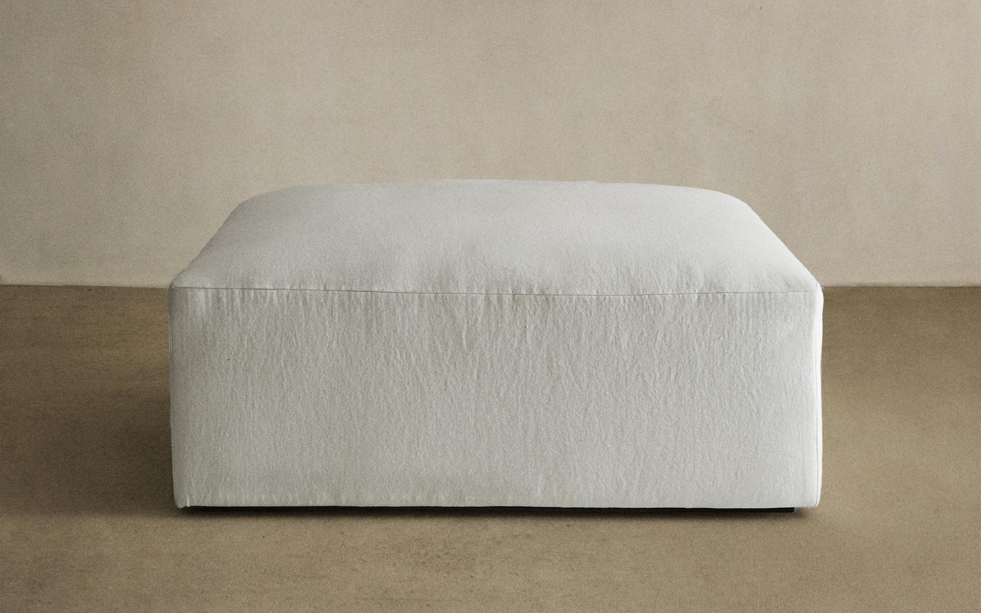 WASHED LINEN FOOTSTOOL