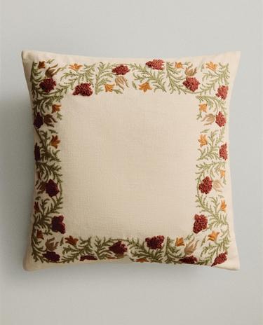 TUFTING CUSHION COVER