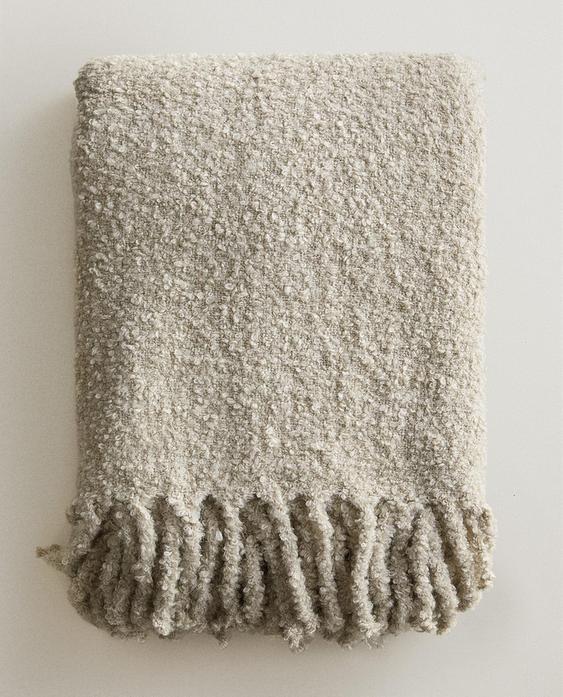 FRINGED THROW