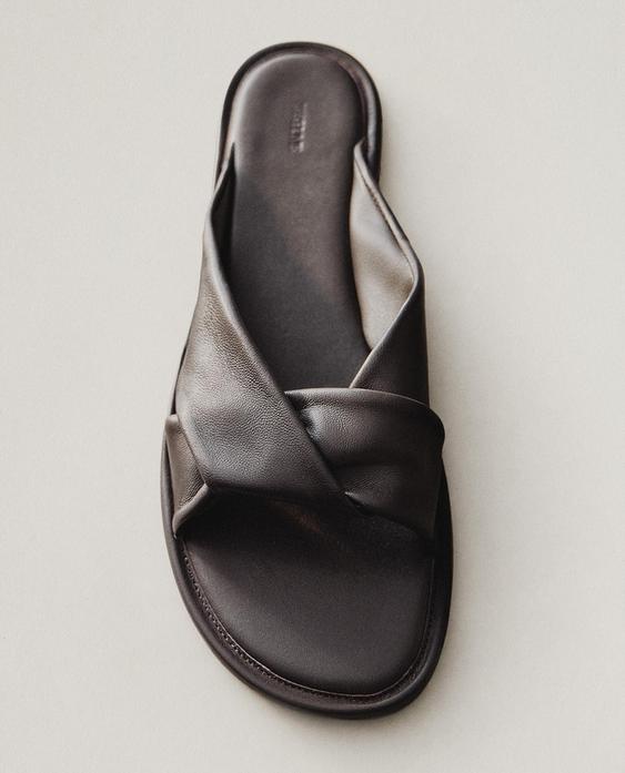 KNOTTED LEATHER SLIDERS