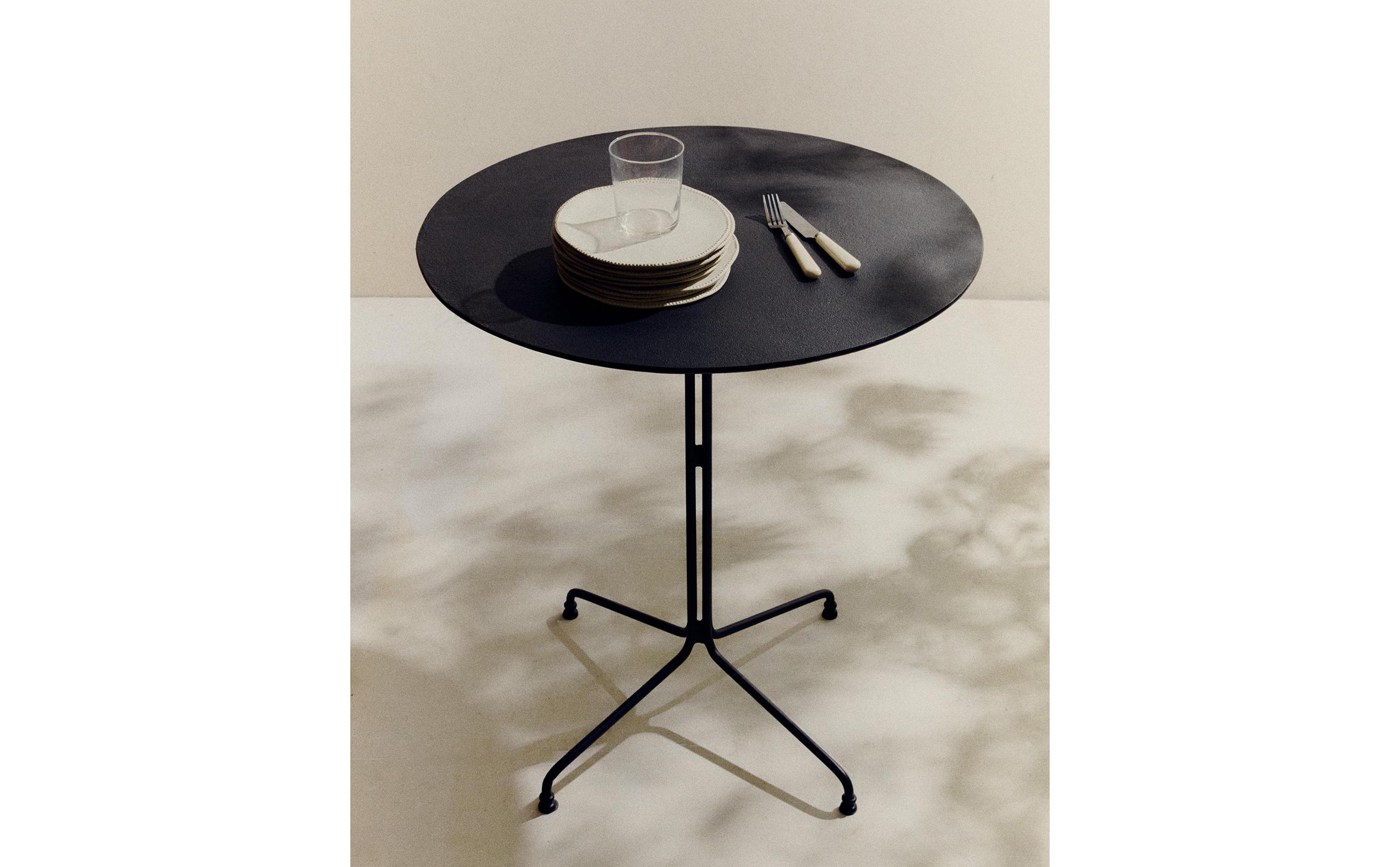 ダイニングテーブル | Zara Home 日本/Japan