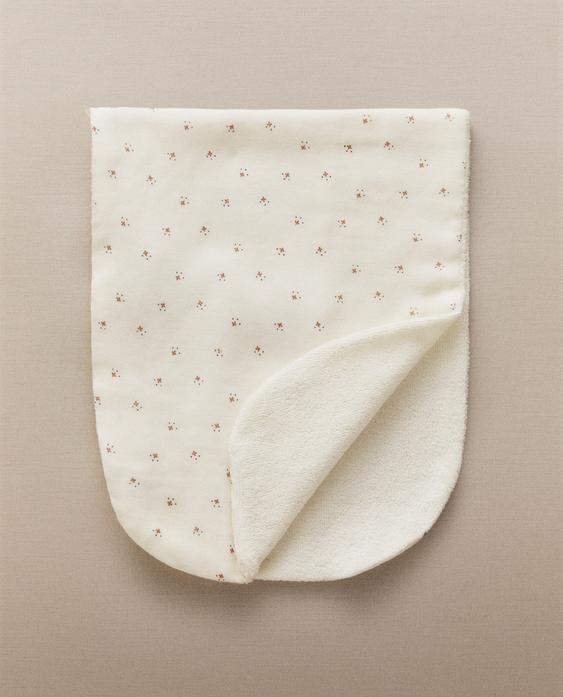 KIDS' FLORAL SHOULDER BIB