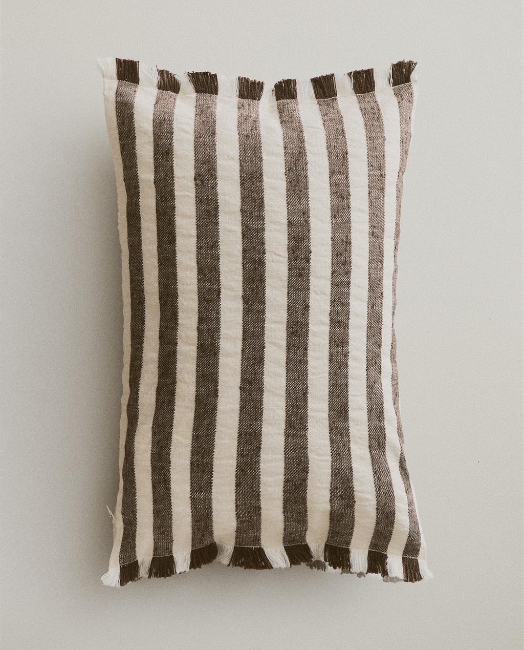 STRIPED CUSHION COVER