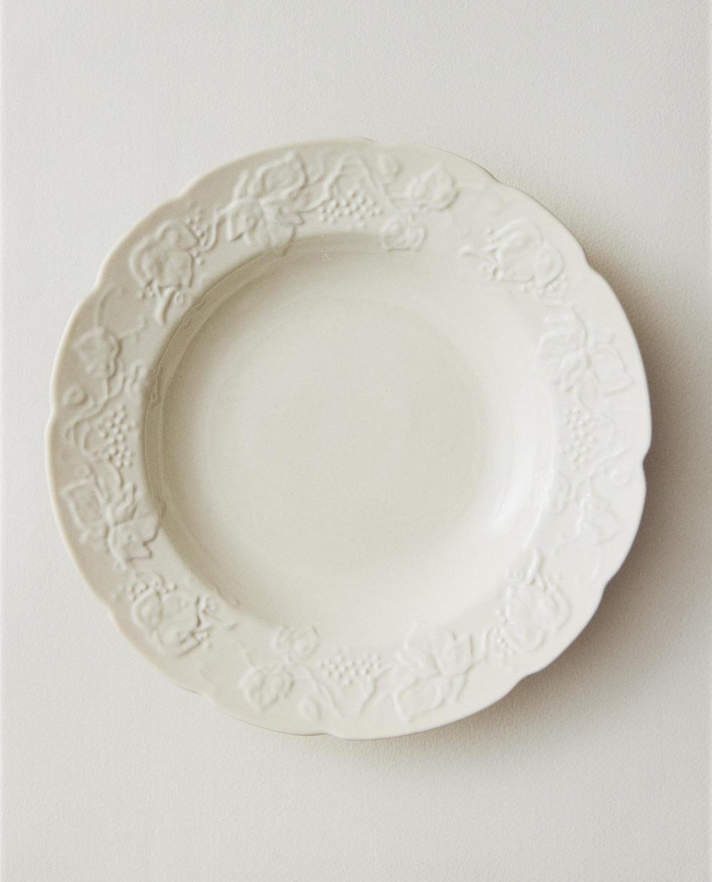 GRAPE PORCELAIN SOUP PLATE