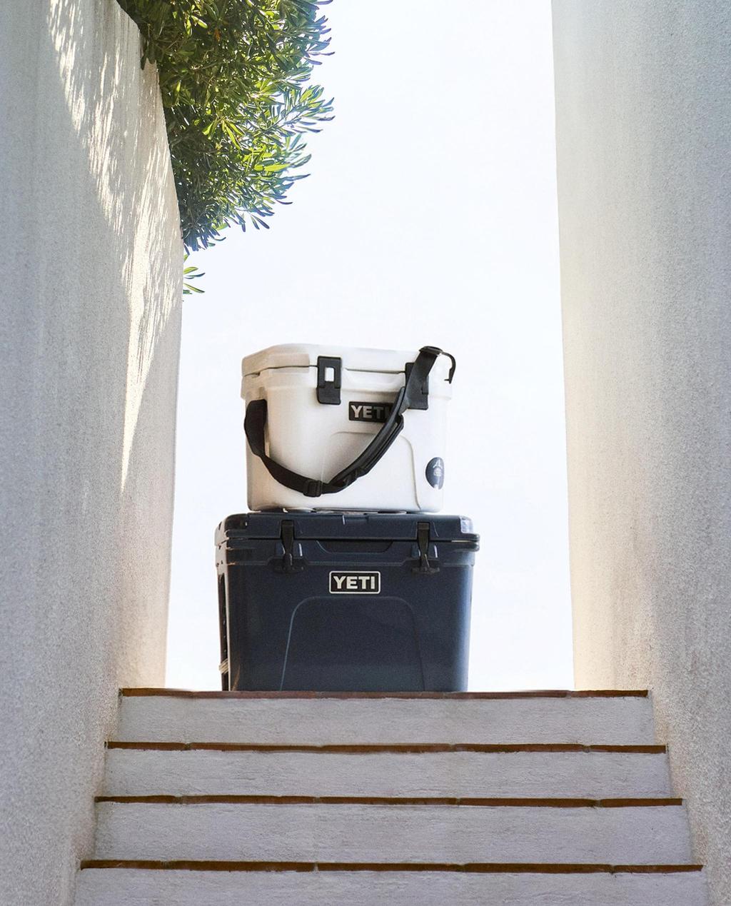 YETI RIGID COOLERS