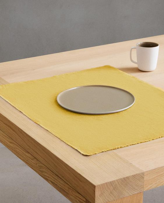 PLACEMAT 01