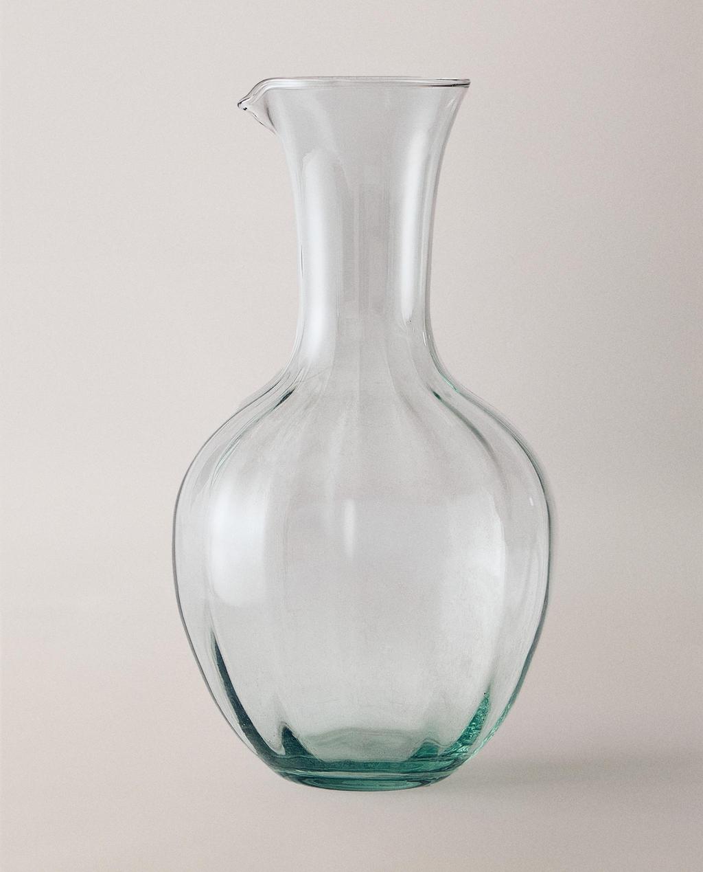 GLASS JUG