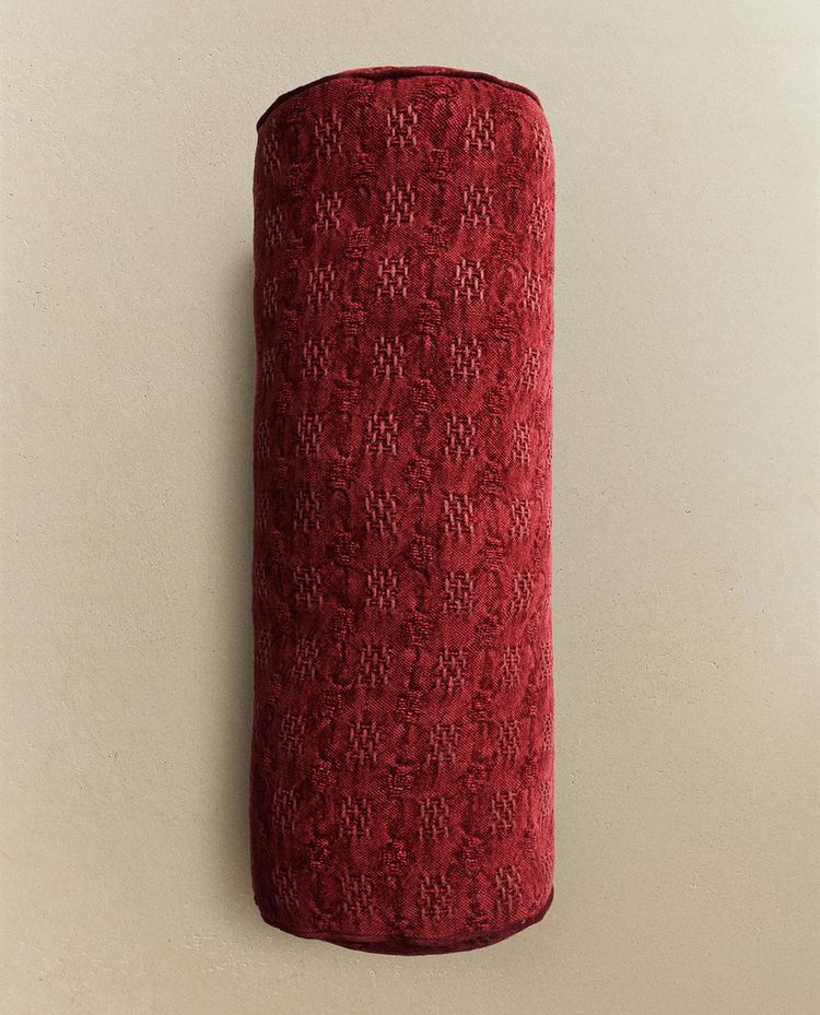 COJÍN BOLSTER JACQUARD