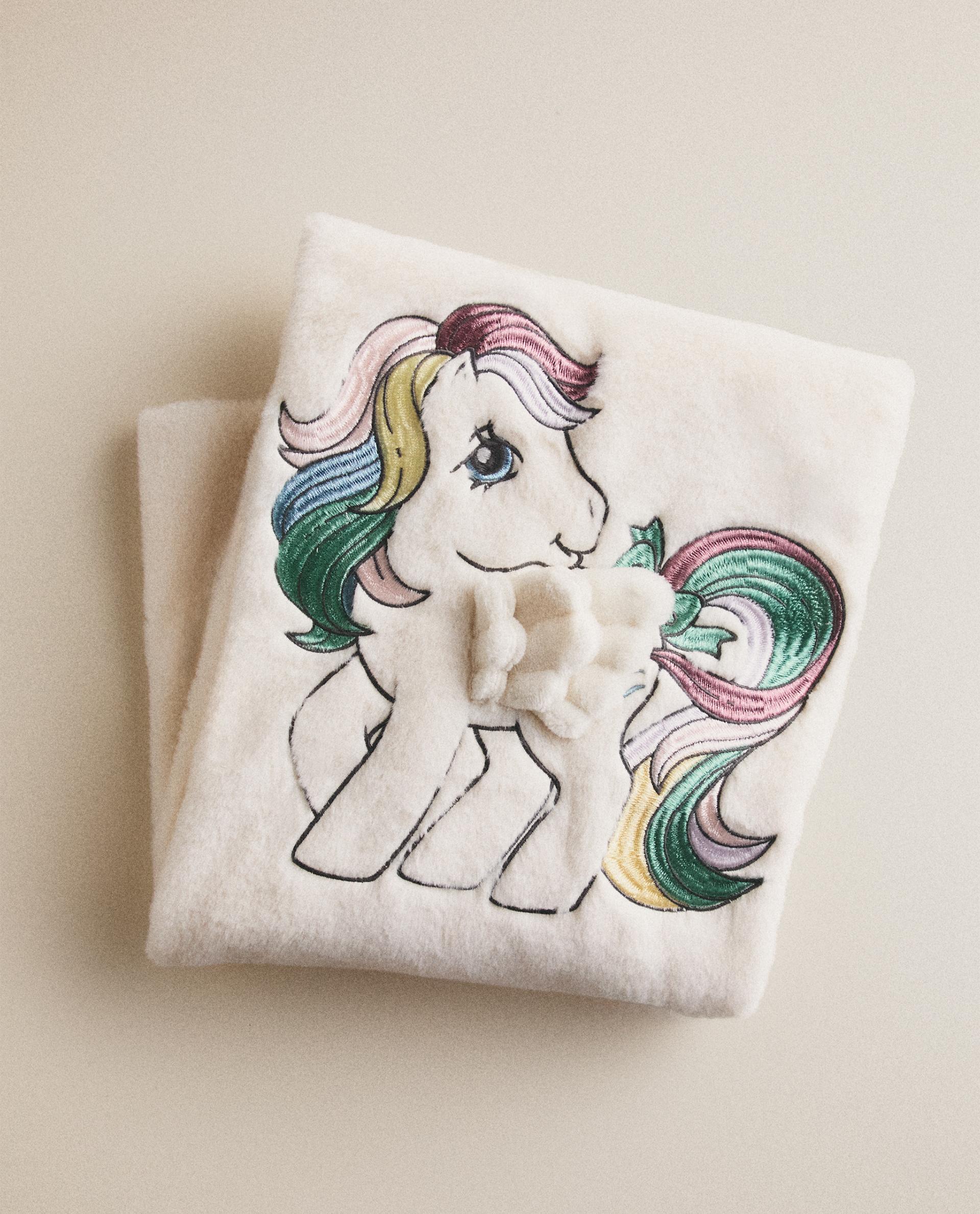 ผ้าห่มฟลีซสำหรับเด็กทารก ©2026 HASBRO MY LITTLE PONY