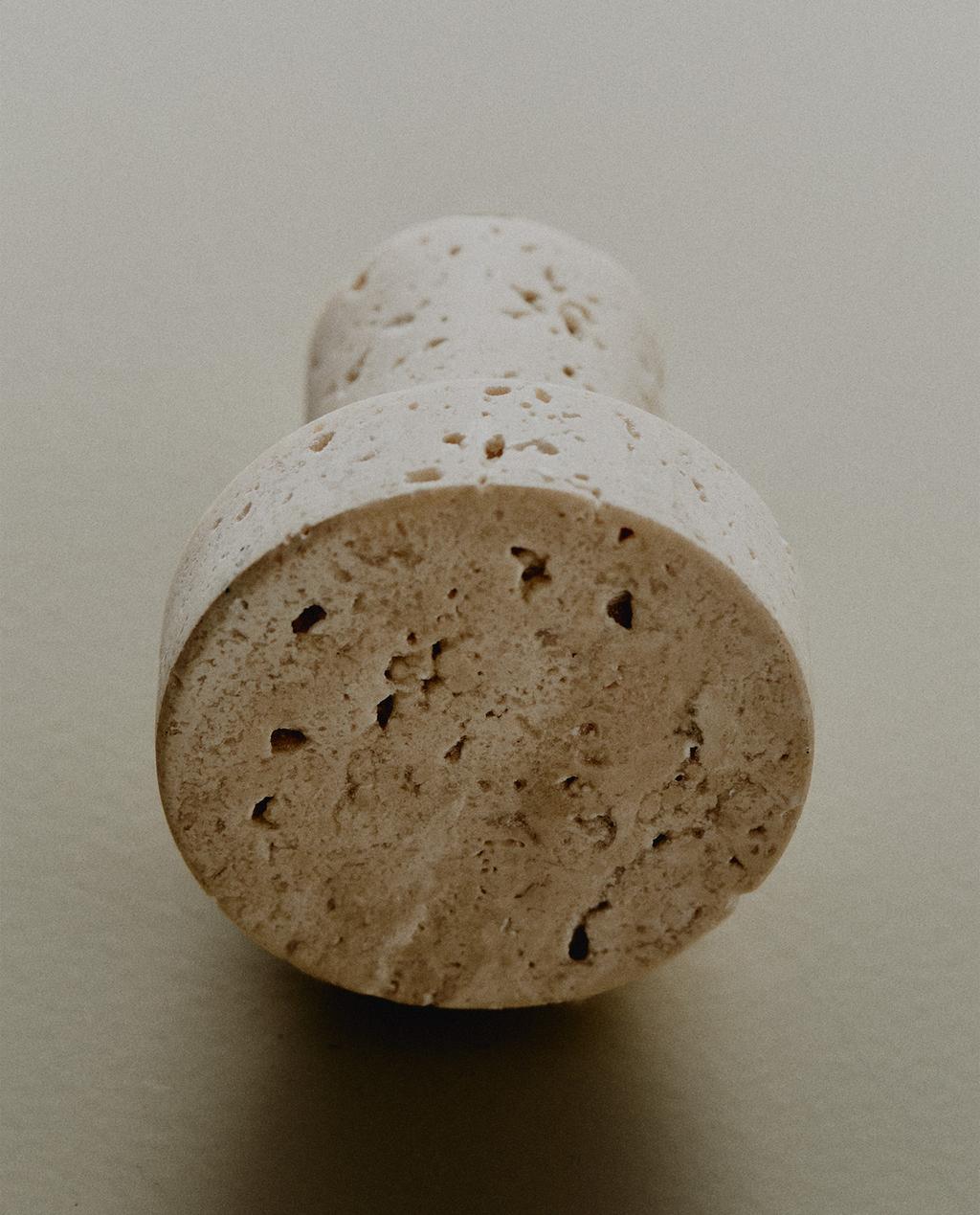 COLGADOR MÁRMOL BEIGE
