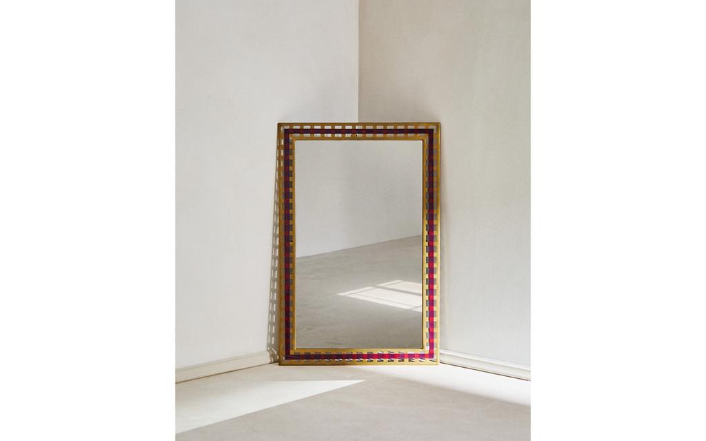 GEOMETRIC FRAME MIRROR