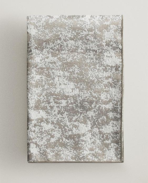 FLORAL JACQUARD THROW