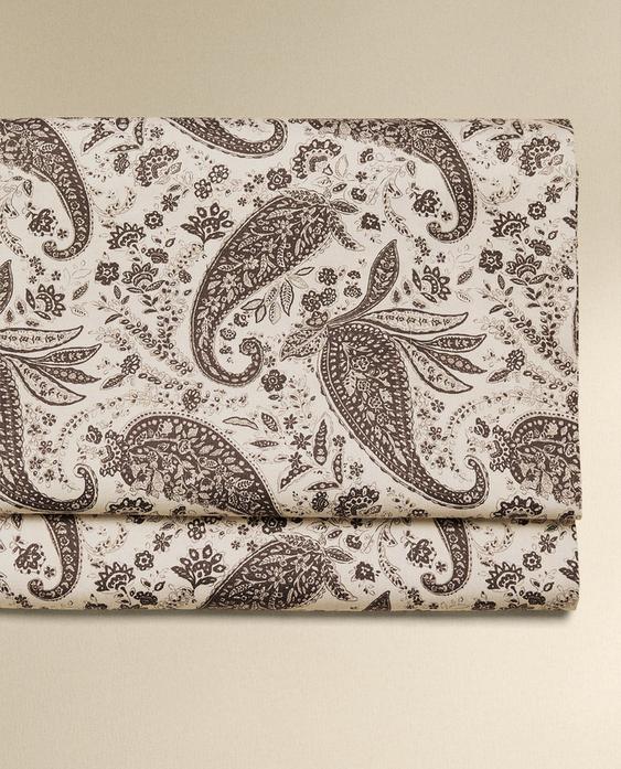 LENÇOL DE CIMA DE CETIM COM ESTAMPADO PAISLEY