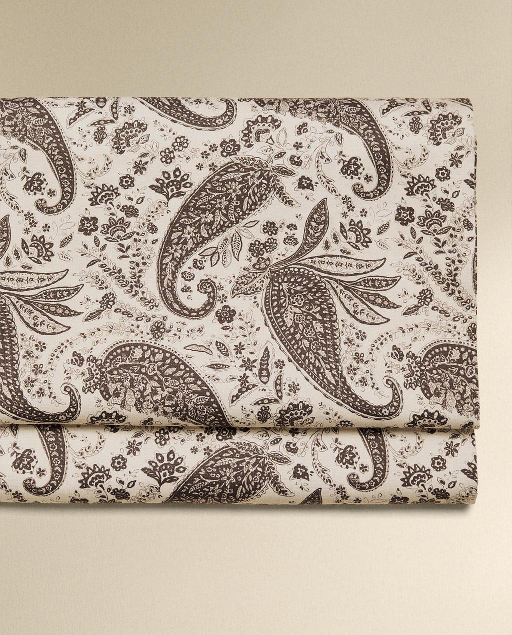 LENÇOL DE CIMA DE CETIM COM ESTAMPADO PAISLEY