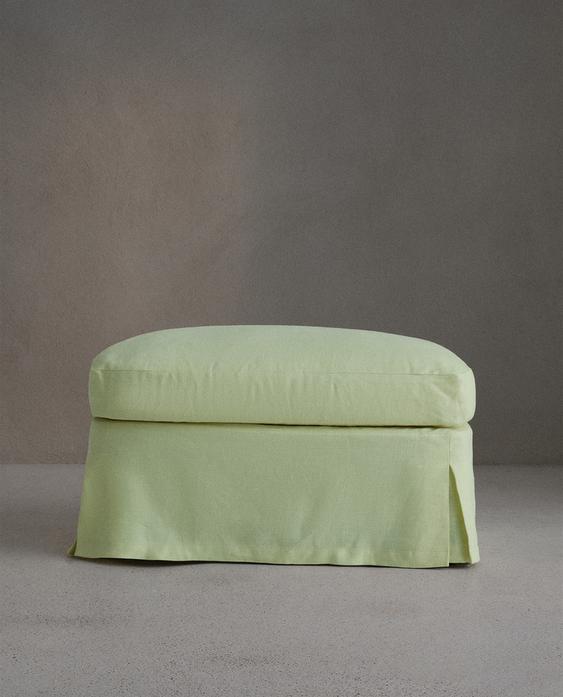 FOOTSTOOL 01