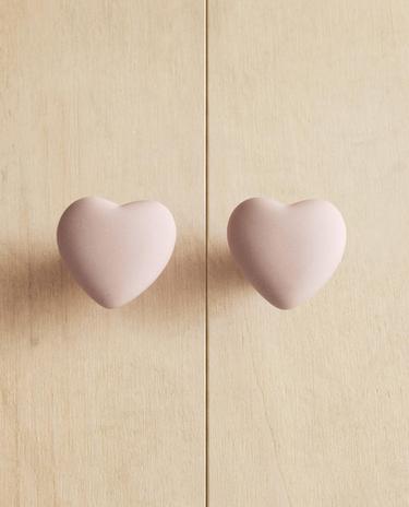 KIDS’ HEART KNOBS (PACK OF 2)