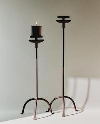 CANDELABRO TRÍPODE