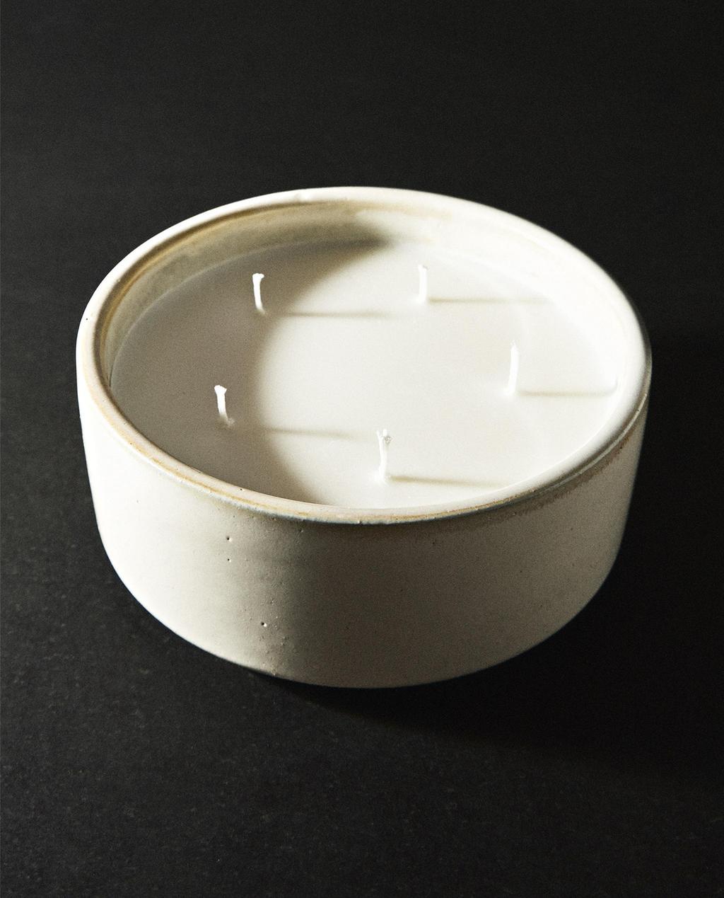 (700 G) SALTY BUTTER CROISSANT SCENTED CANDLE