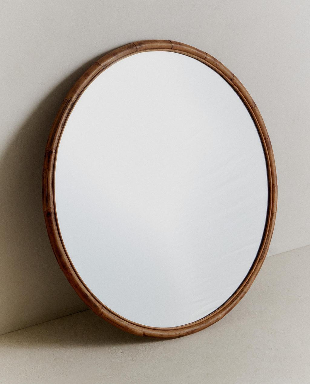 SPECCHIO ROTONDO IN RATTAN