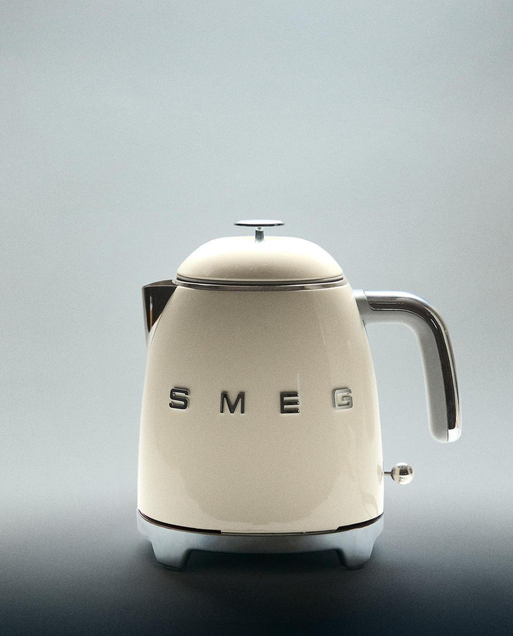 FERVEDOR AUGA ACEIRO PEQUENO SMEG