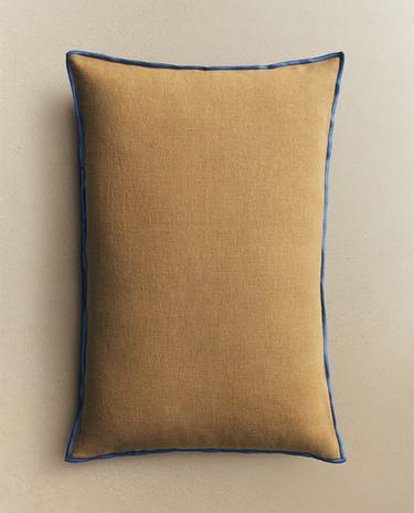 FUNDA COJÍN OVERLOCK