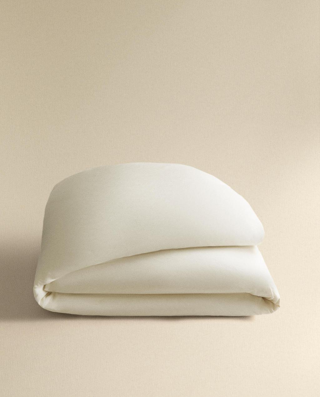 EMBROIDERED DUVET COVER